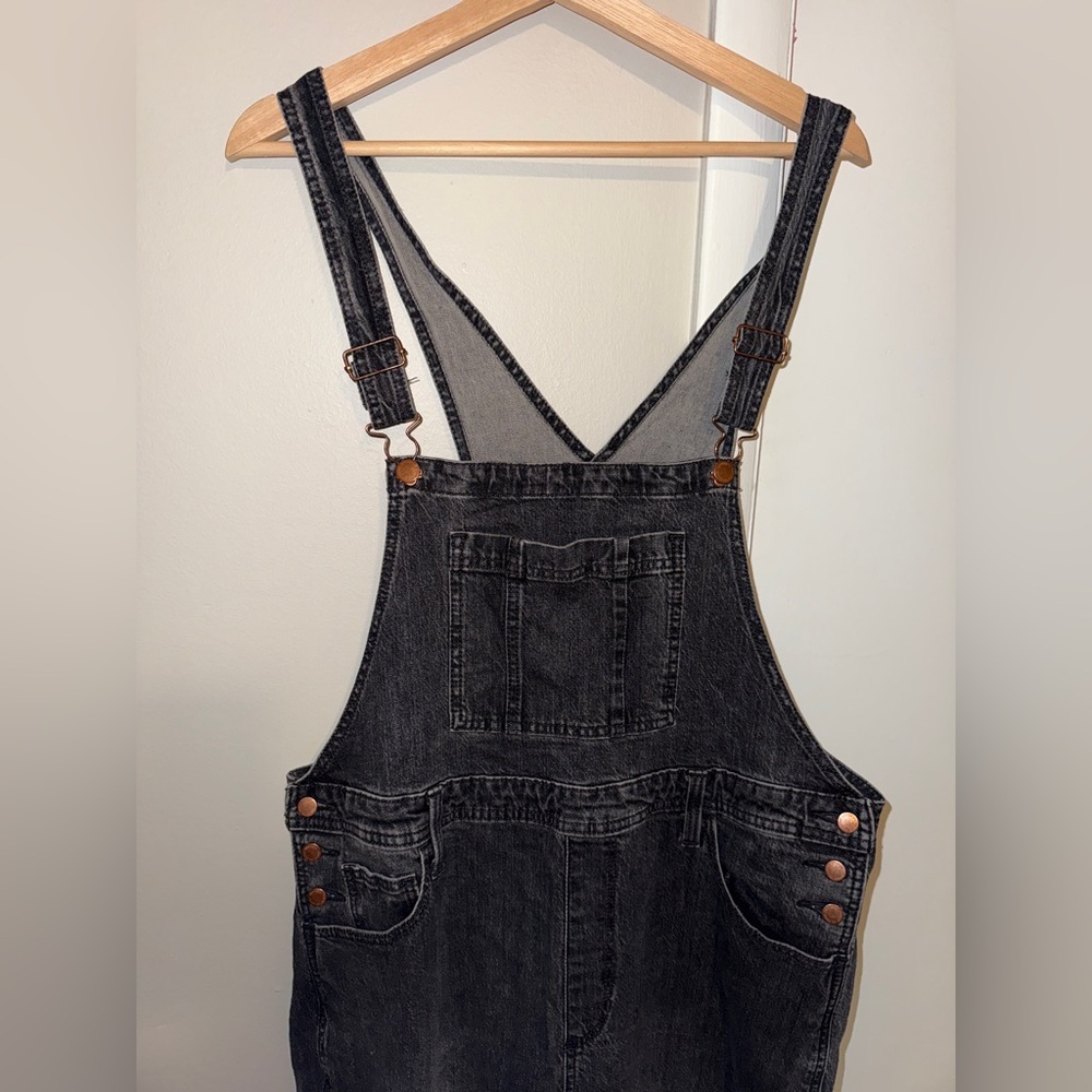 ⭐️black denim overalls! - Picture 2 of 4